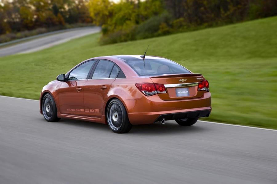  Chevrolet Cruze Z-Spec Concept 2010 года  (фото 7 из 8)